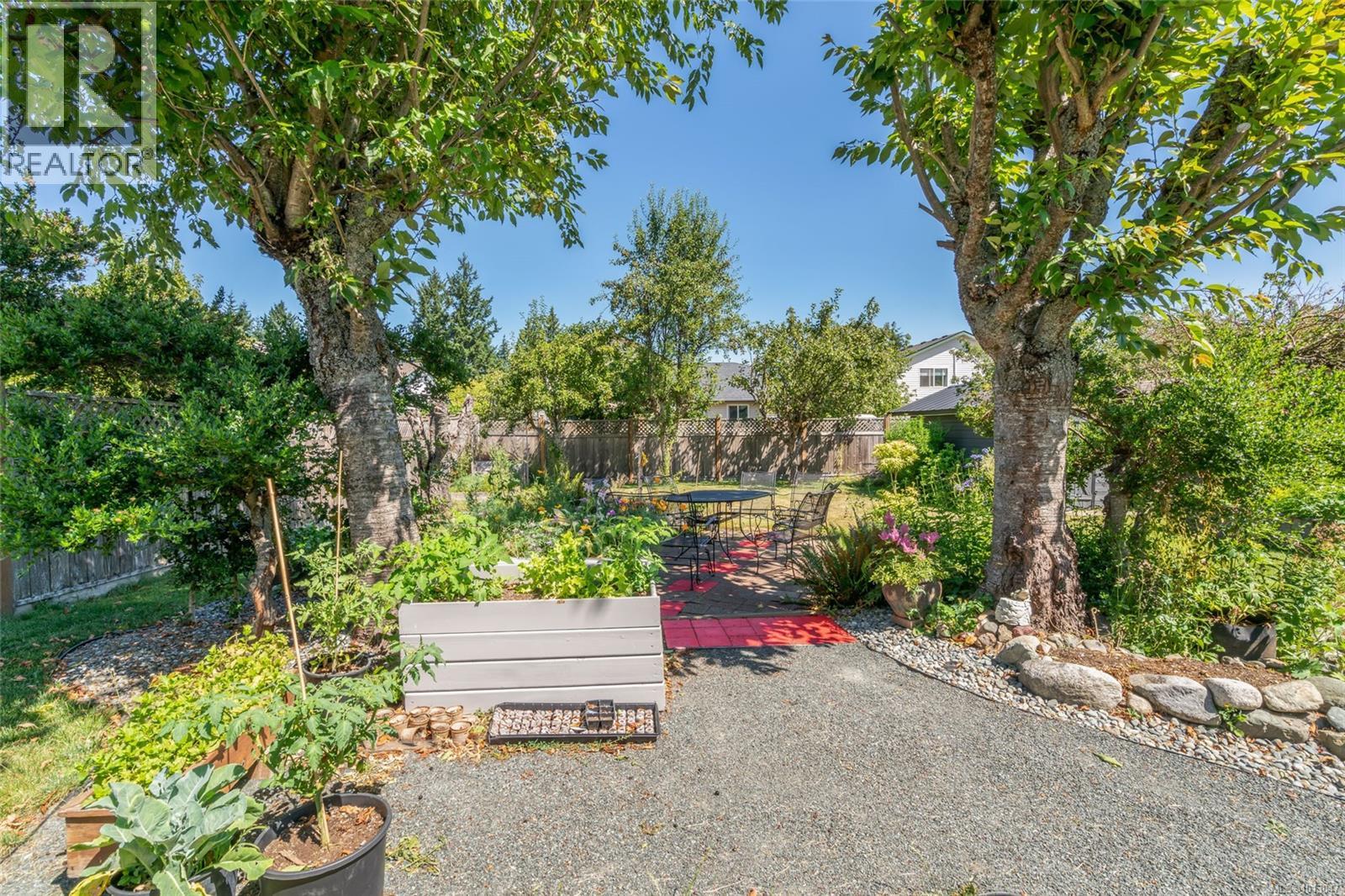 Photo 26 of 5954 Broadway Rd, Nanaimo BC