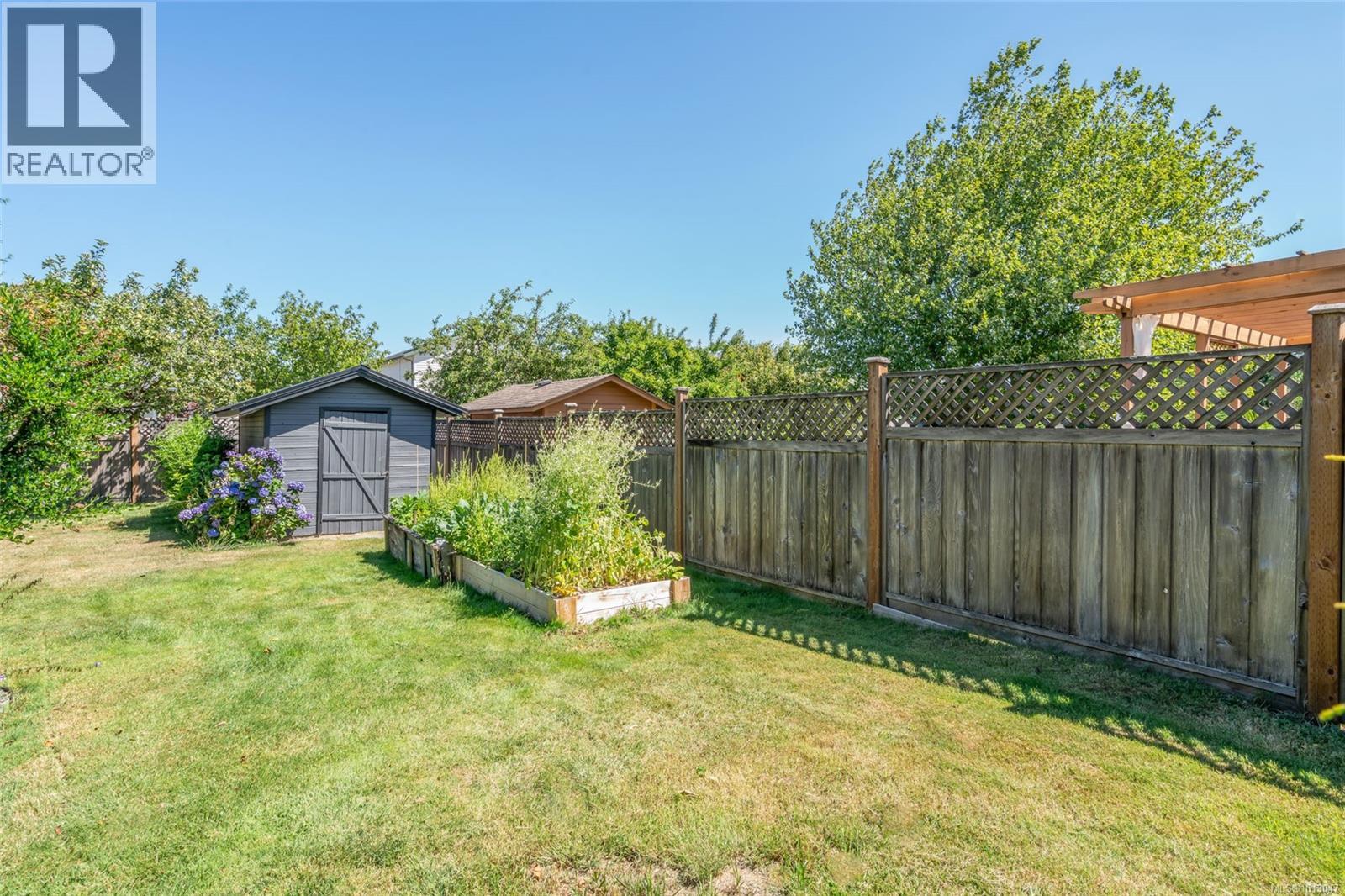 Photo 31 of 5954 Broadway Rd, Nanaimo BC