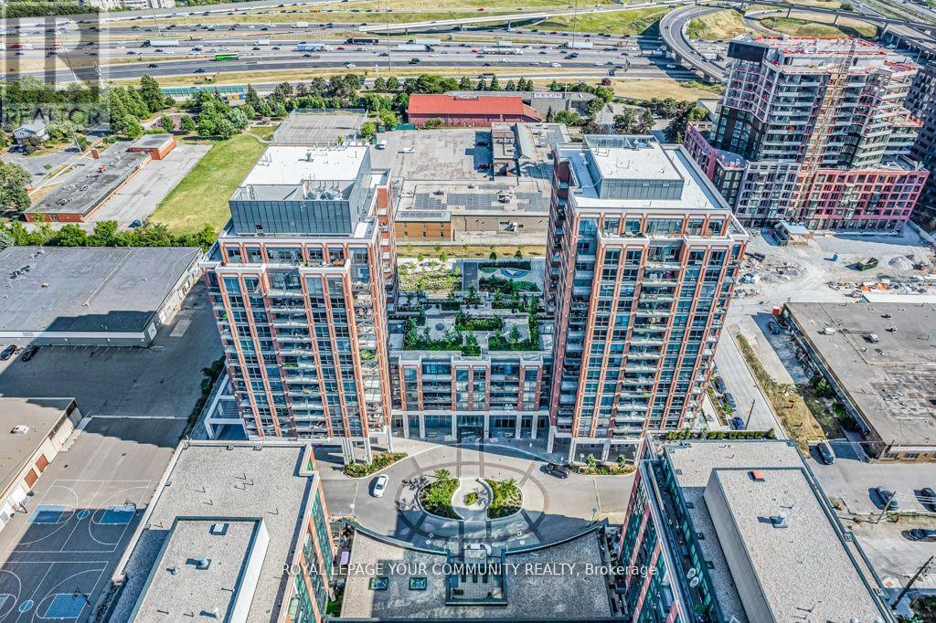 Photo 2 of 1217 31 Tippett Road, Toronto ON