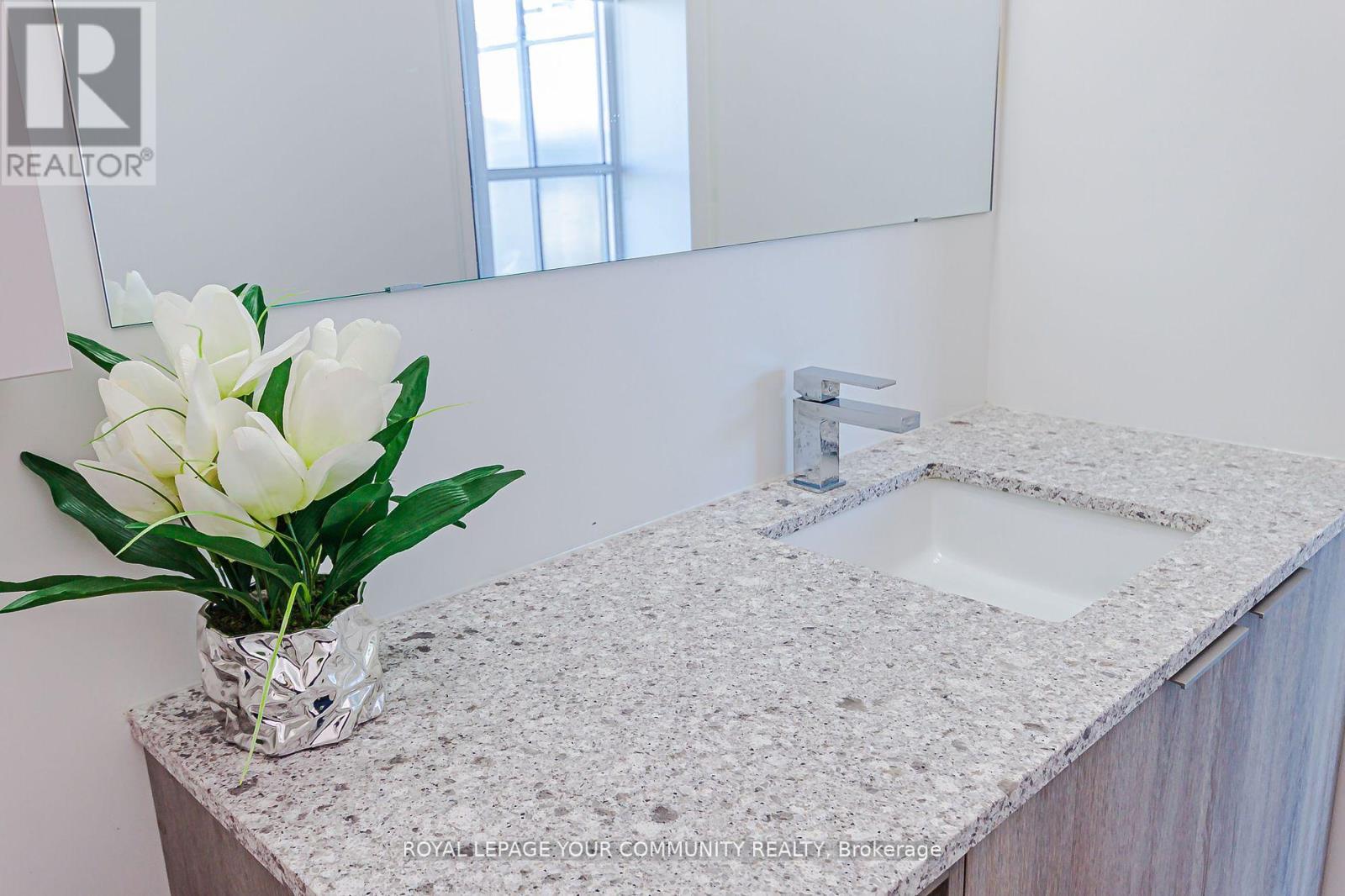 Photo 22 of 1217 31 Tippett Road, Toronto ON