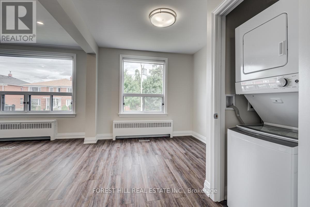 Photo 14 of 1 11 Markdale Avenue, Toronto ON