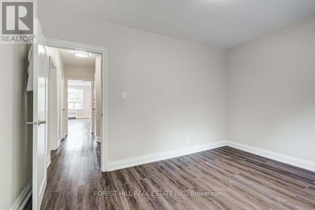 Photo 17 of 1 11 Markdale Avenue, Toronto ON