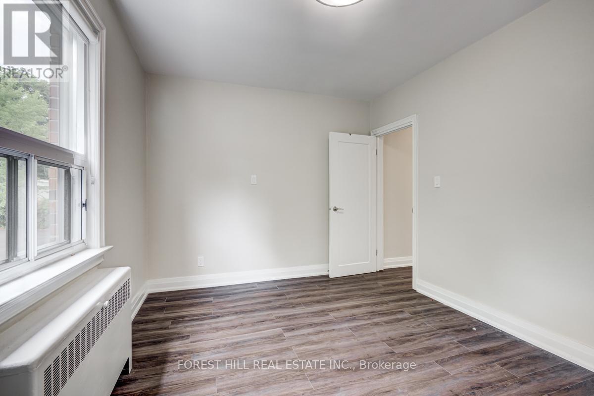 Photo 18 of 1 11 Markdale Avenue, Toronto ON
