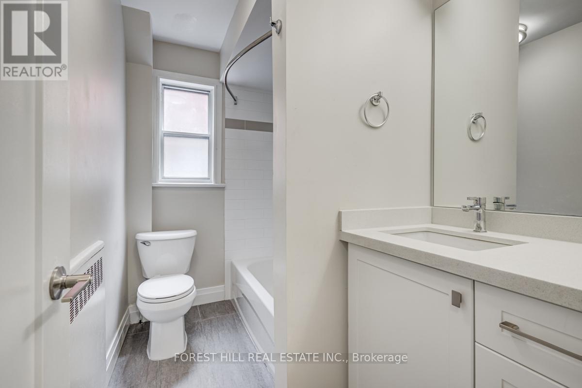 Photo 20 of 1 11 Markdale Avenue, Toronto ON