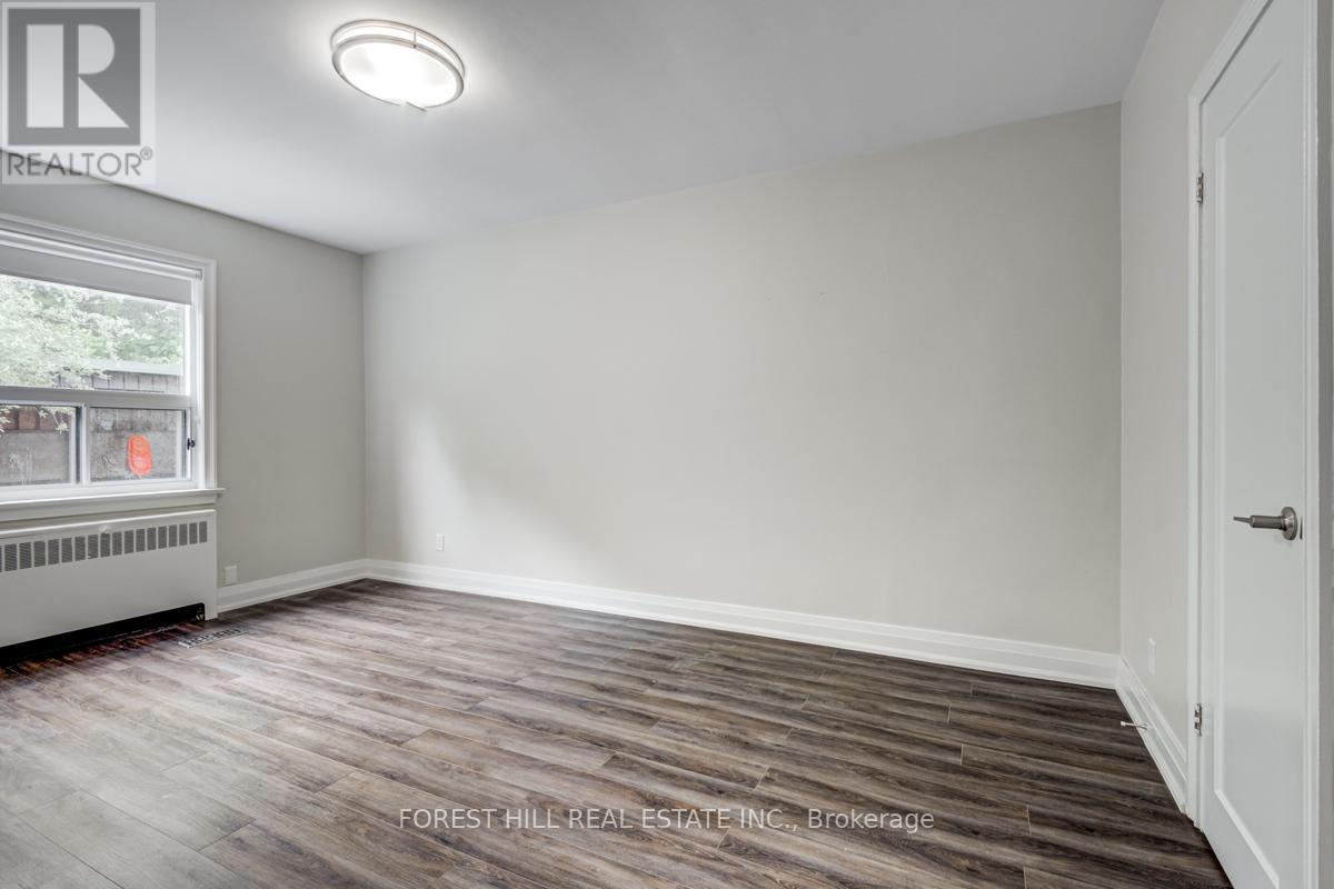 Photo 21 of 1 11 Markdale Avenue, Toronto ON