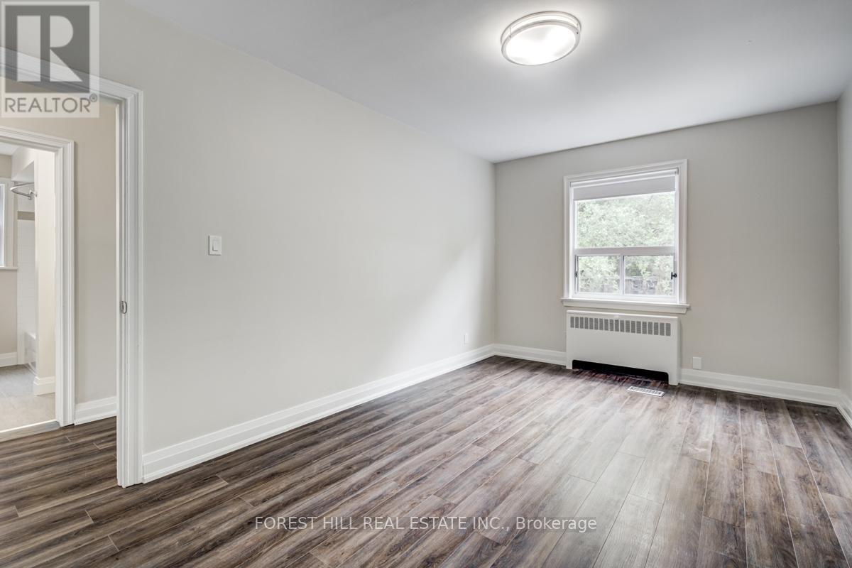 Photo 22 of 1 11 Markdale Avenue, Toronto ON