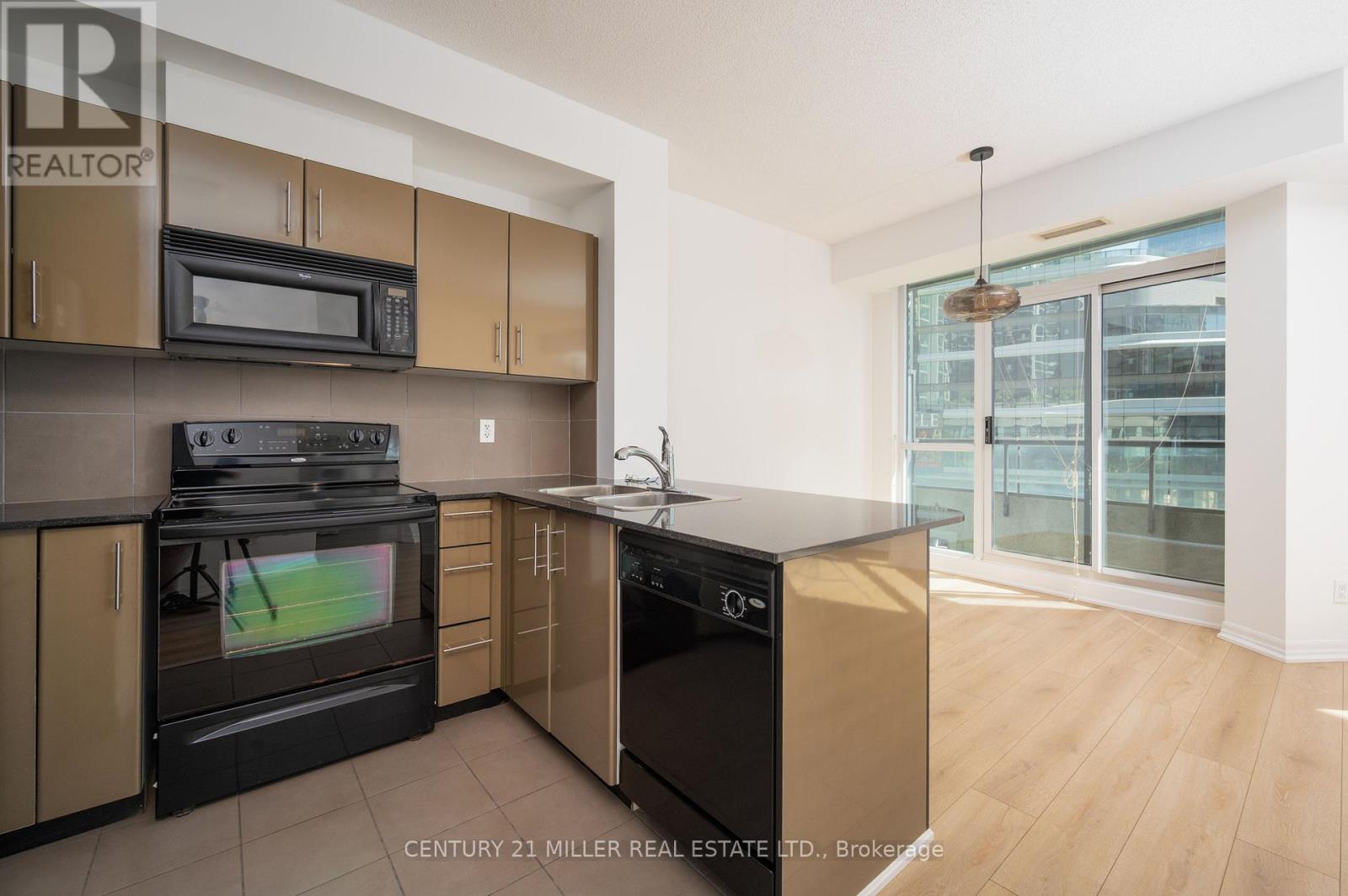 Photo 5 of 310 16 Yonge Street, Toronto ON