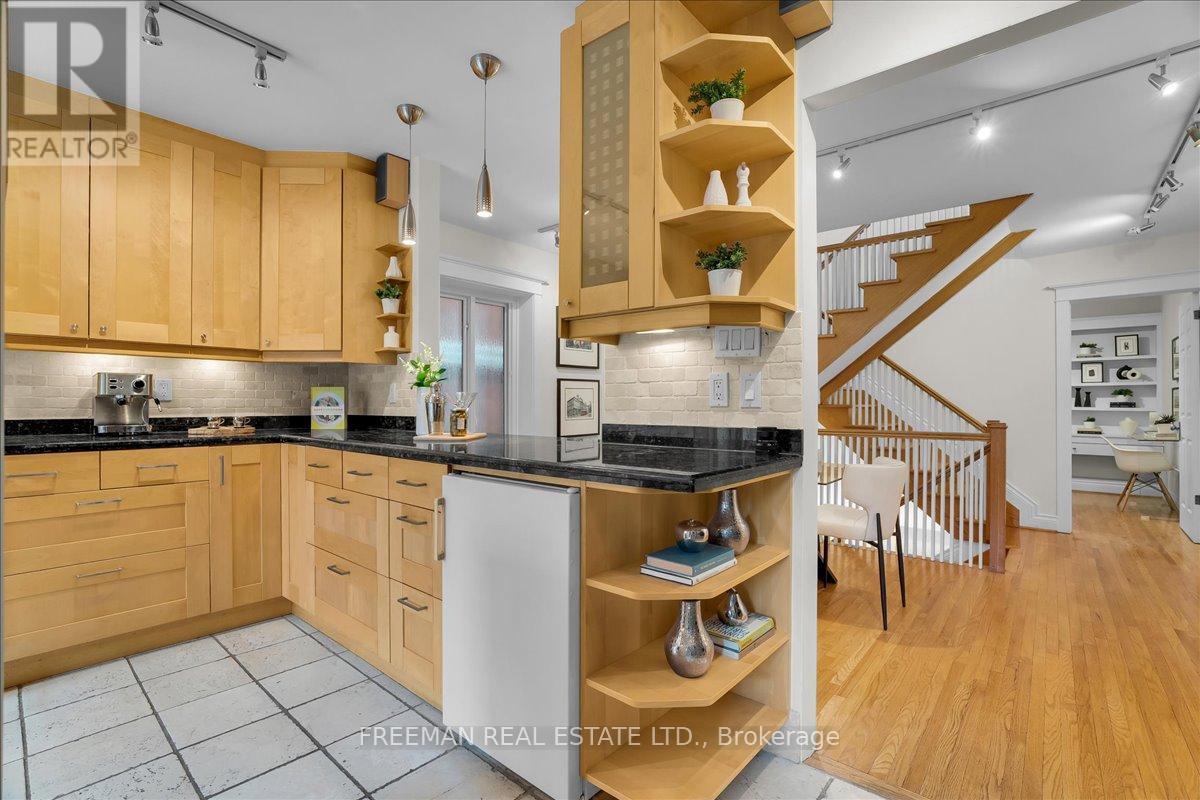 Photo 12 of 769 Euclid Avenue, Toronto ON