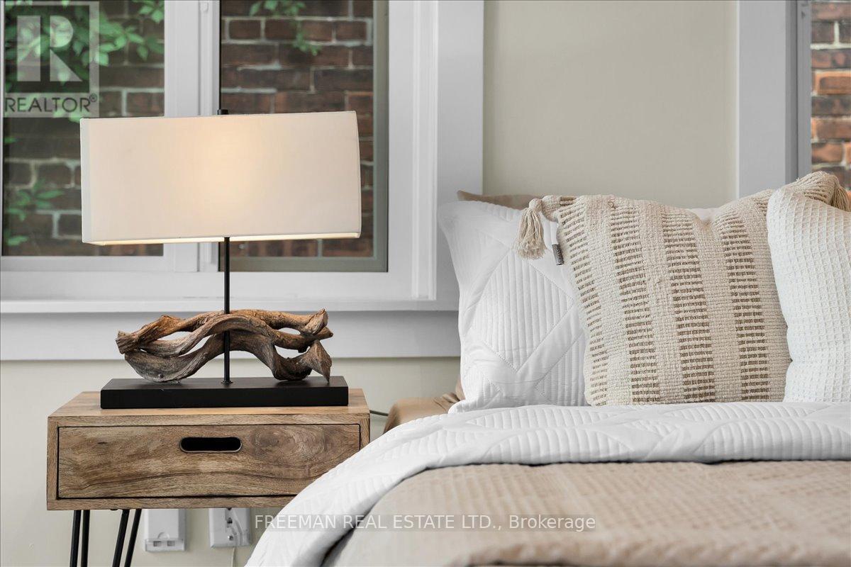 Photo 18 of 769 Euclid Avenue, Toronto ON
