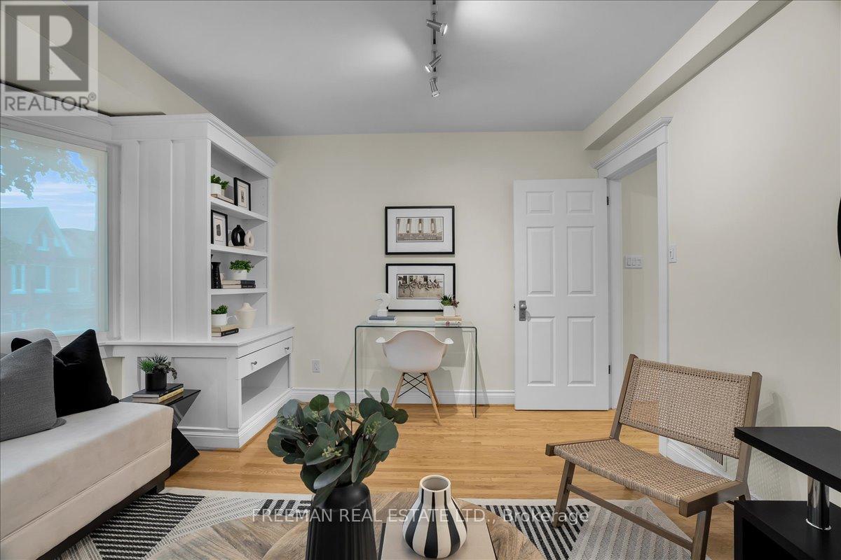 Photo 3 of 769 Euclid Avenue, Toronto ON