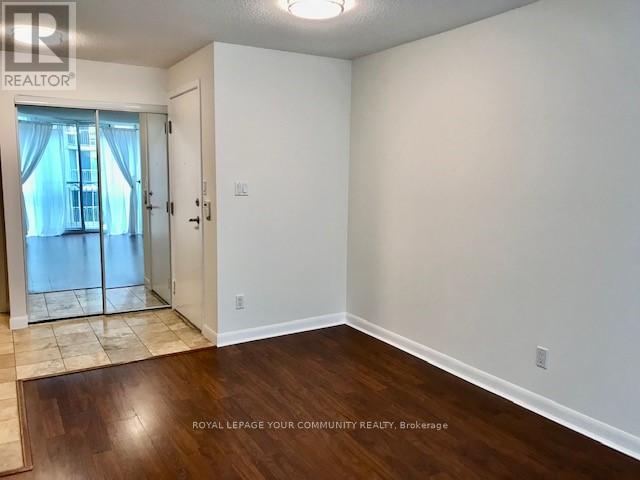 Photo 4 of 570 313 Richmond Street E, Toronto ON