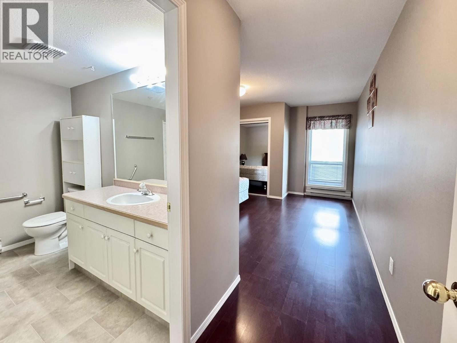 2401 SOUTH MAIN Street Unit# 204, Penticton