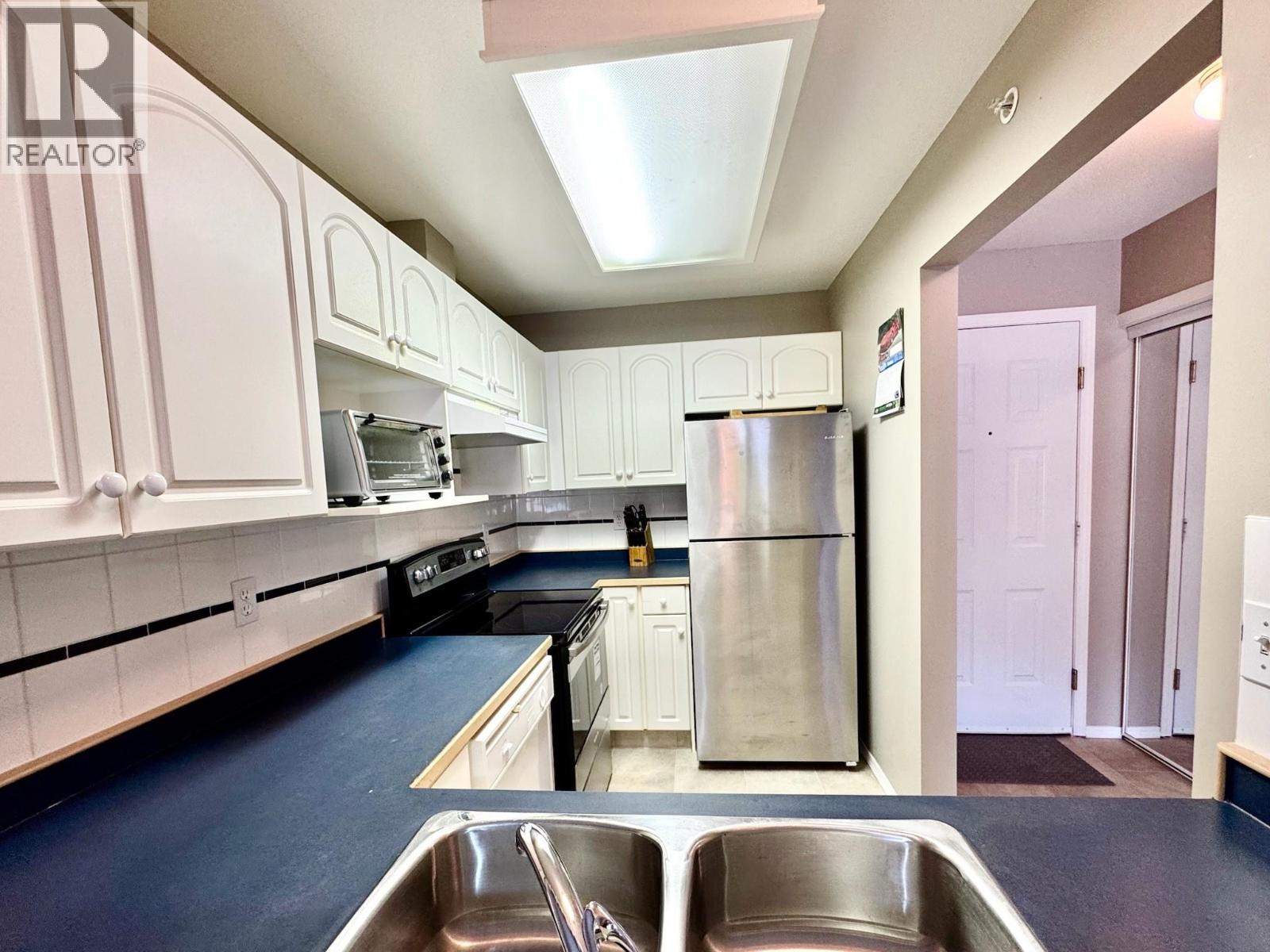 2401 SOUTH MAIN Street Unit# 204, Penticton