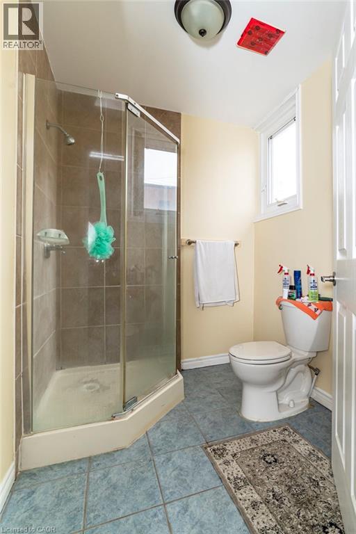 Photo 29 of 96 Kinrade Avenue, Hamilton ON
