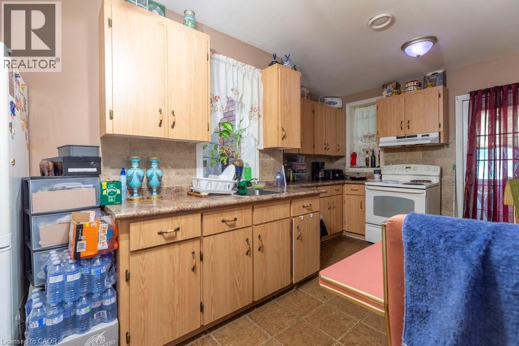 Photo 38 of 96 Kinrade Avenue, Hamilton ON