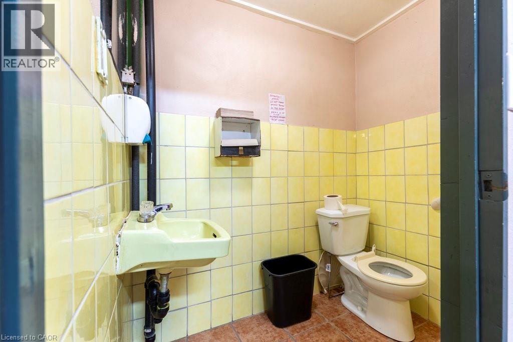 Photo 41 of 96 Kinrade Avenue, Hamilton ON