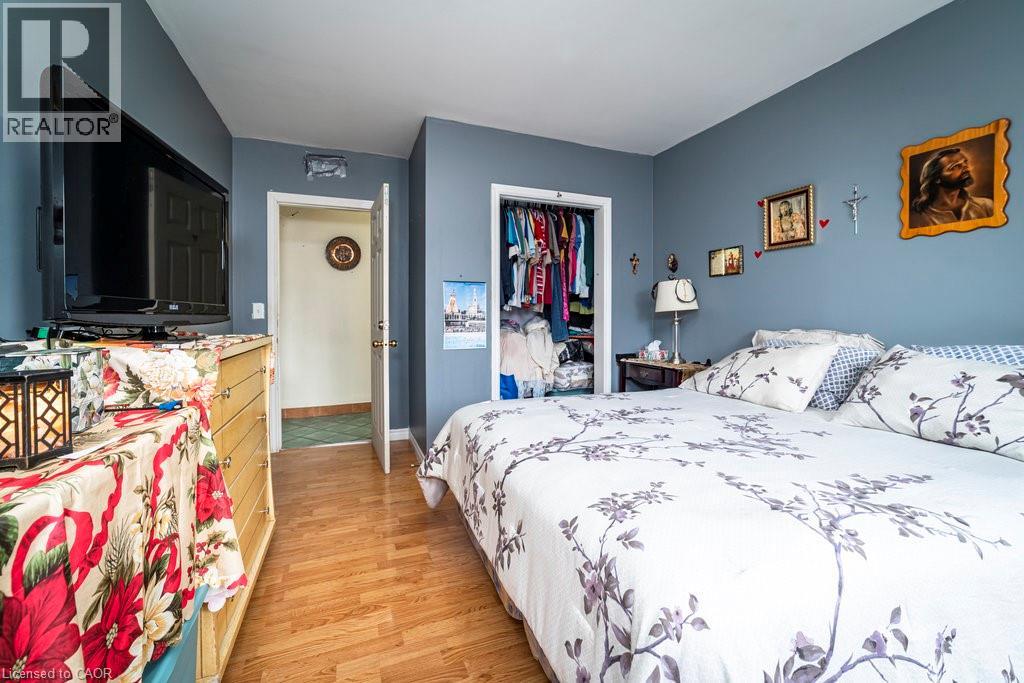 Photo 35 of 96 Kinrade Avenue, Hamilton ON