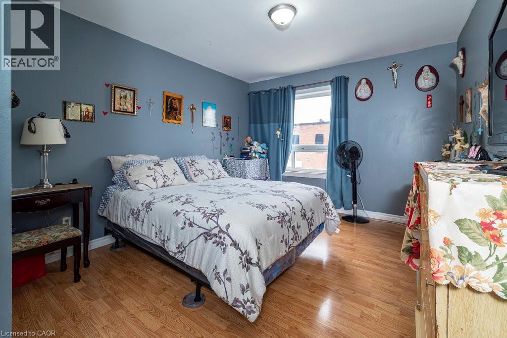 Photo 46 of 96 Kinrade Avenue, Hamilton ON