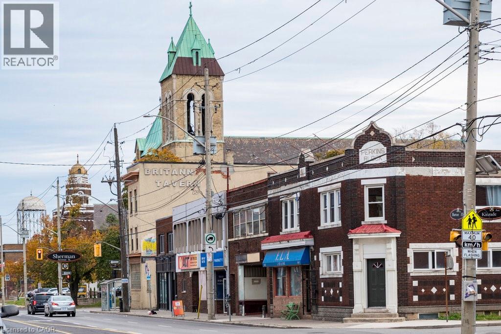 Photo 9 of 96 Kinrade Avenue, Hamilton ON