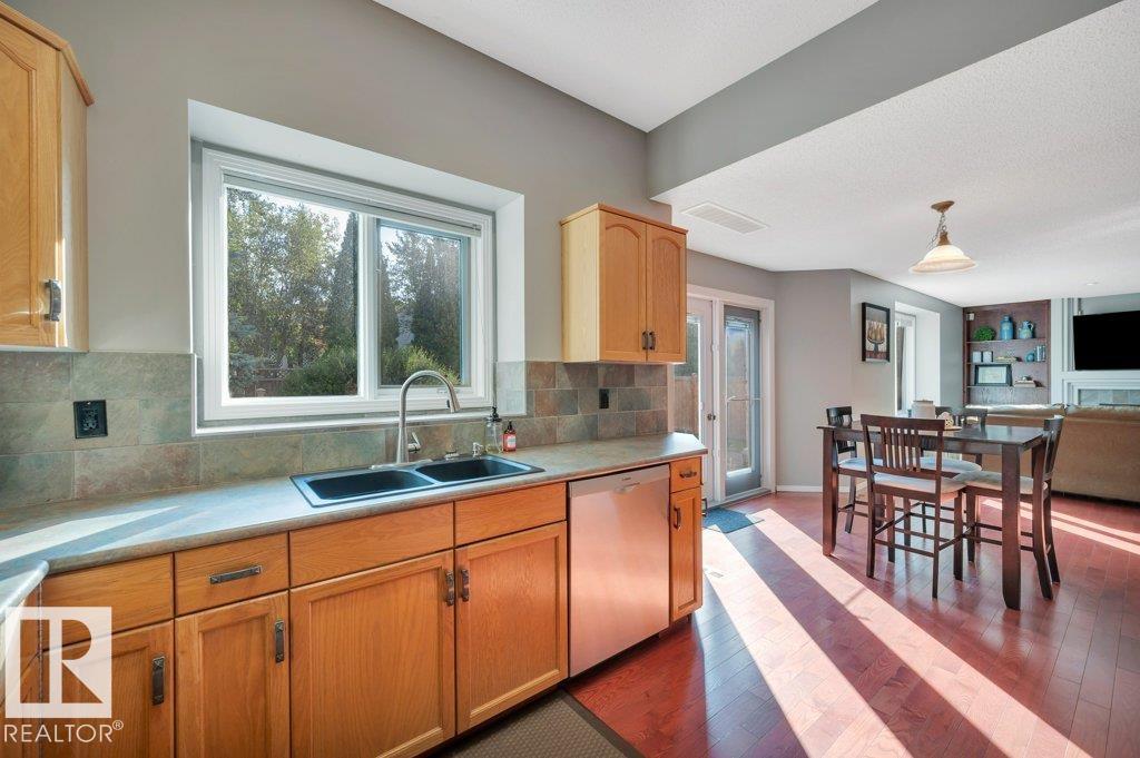 Photo 12 of 17 Catalina Dr, Sherwood Park AB