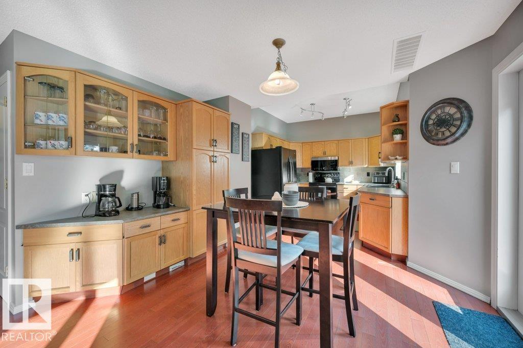 Photo 15 of 17 Catalina Dr, Sherwood Park AB