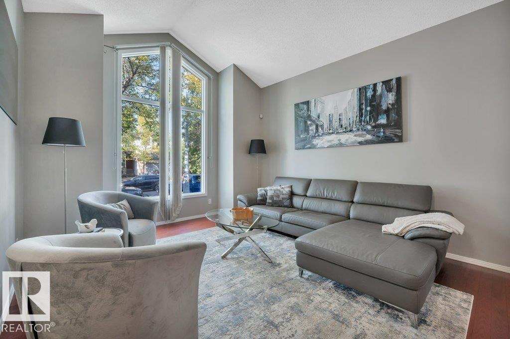 Photo 4 of 17 Catalina Dr, Sherwood Park AB