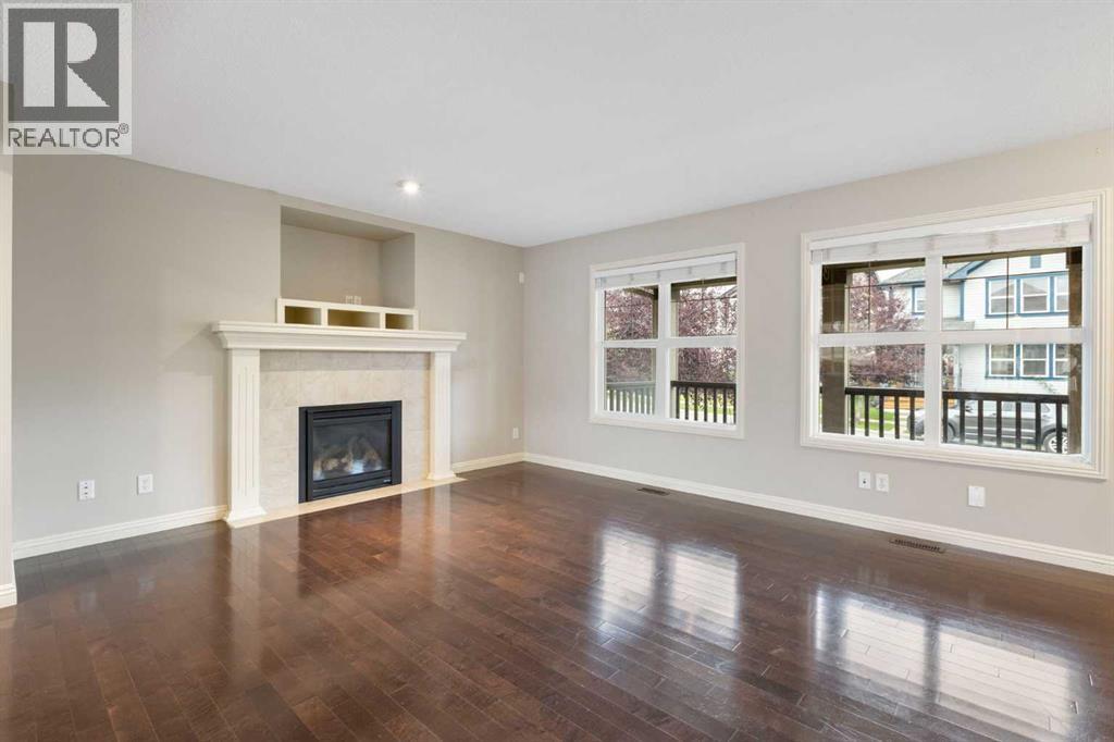 Photo 17 of 221 Prestwick Terrace Se, Calgary AB
