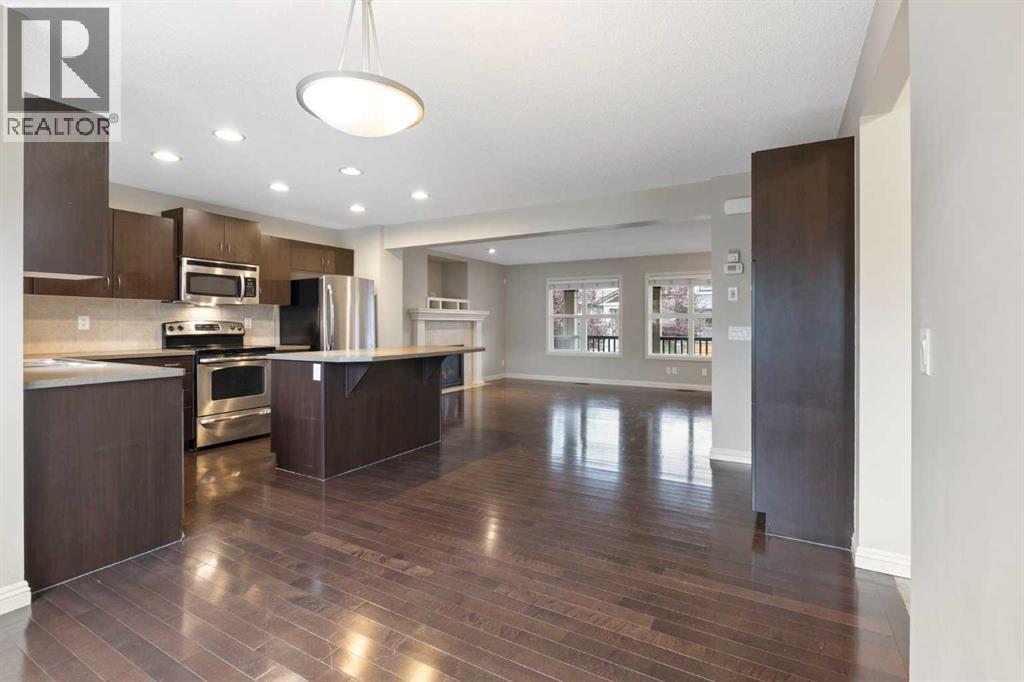 Photo 21 of 221 Prestwick Terrace Se, Calgary AB