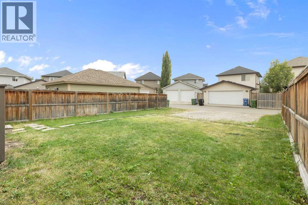Photo 40 of 221 Prestwick Terrace Se, Calgary AB
