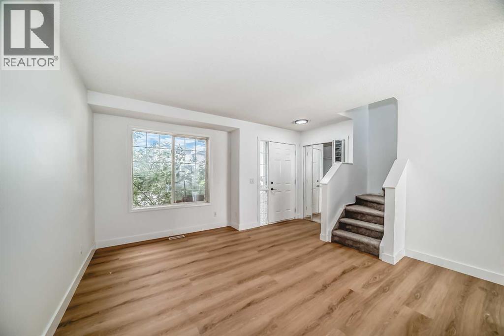 Photo 17 of 37 Martinbrook Link Ne, Calgary AB