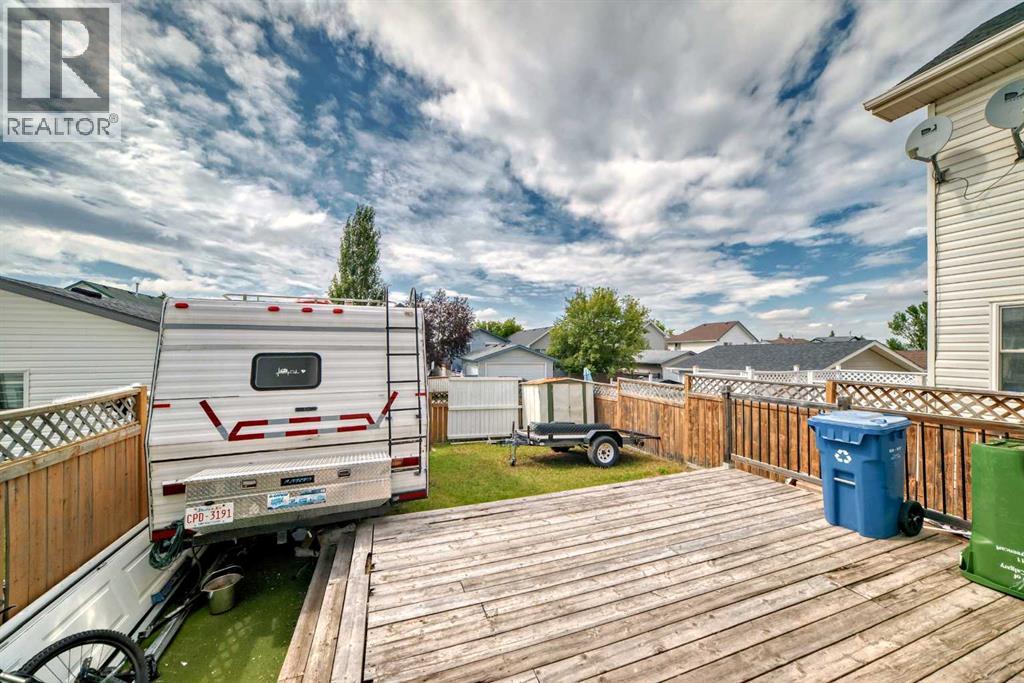 Photo 12 of 37 Martinbrook Link Ne, Calgary AB