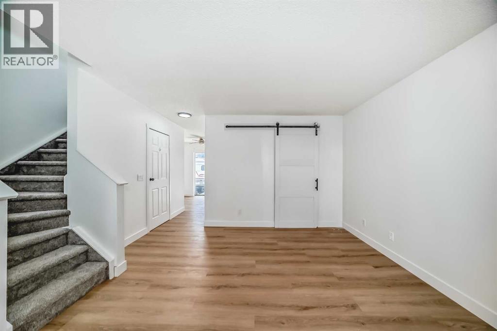 Photo 19 of 37 Martinbrook Link Ne, Calgary AB