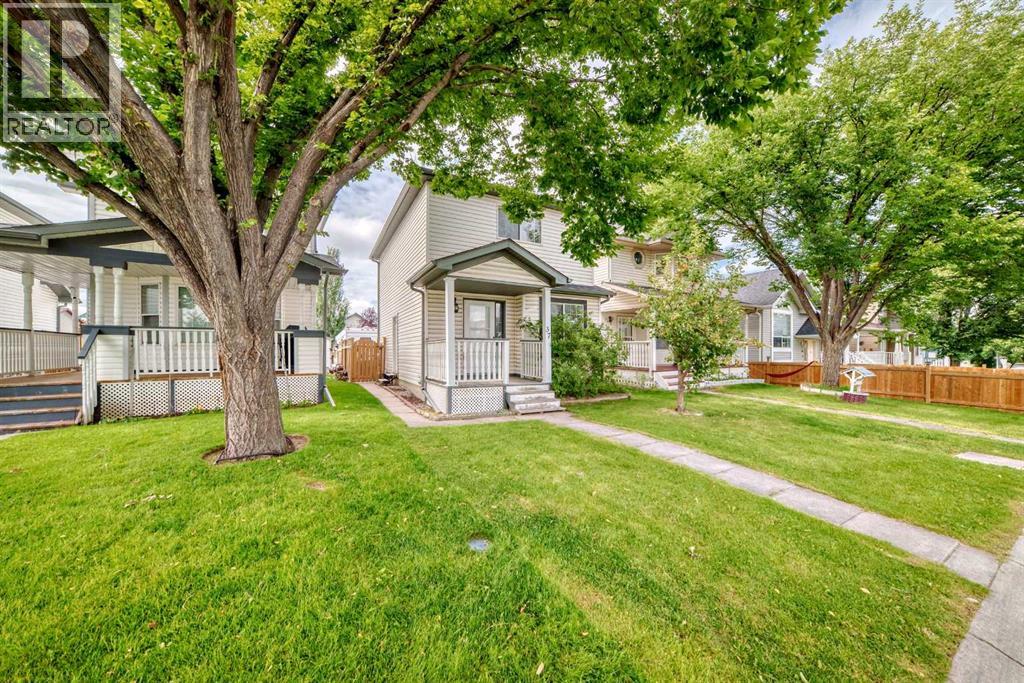 Photo 47 of 37 Martinbrook Link Ne, Calgary AB