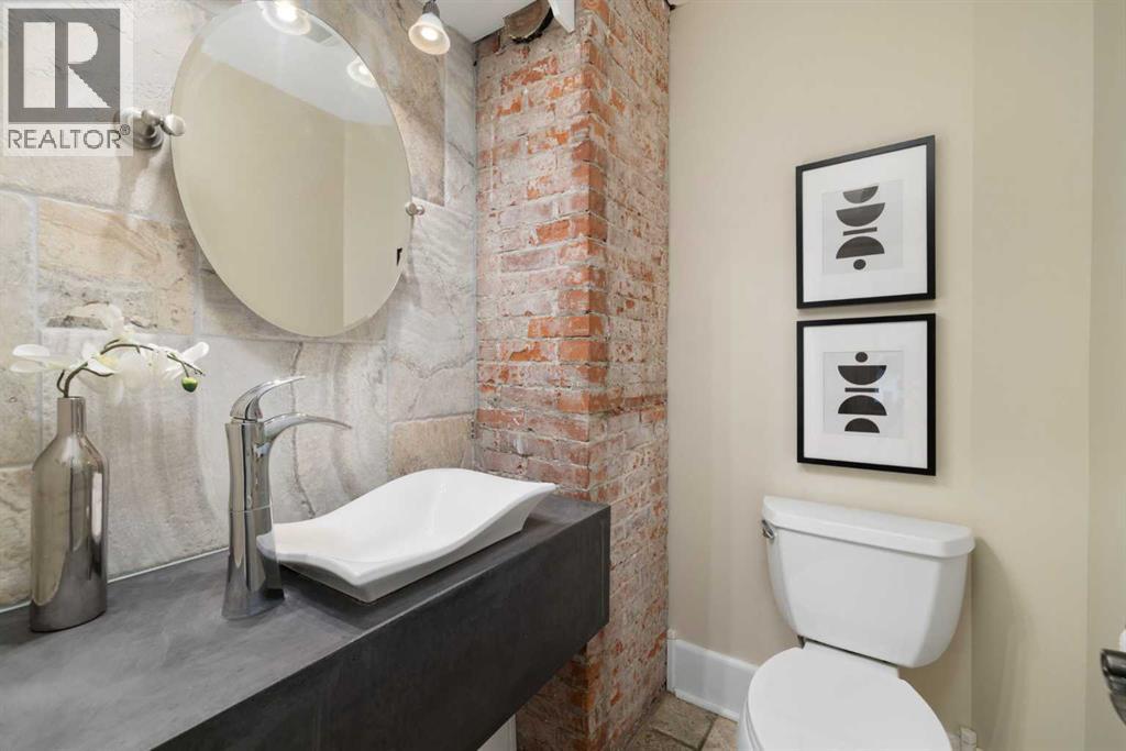Photo 16 of 408 22 Avenue Ne, Calgary AB