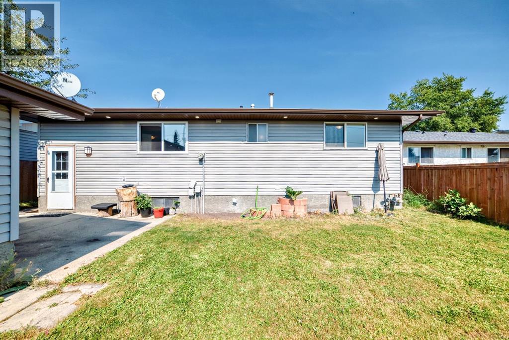 Photo 47 of 5107 Rundleview Road Ne, Calgary AB