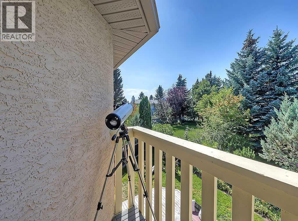 Photo 30 of 169 Woodpark Court Sw, Calgary AB
