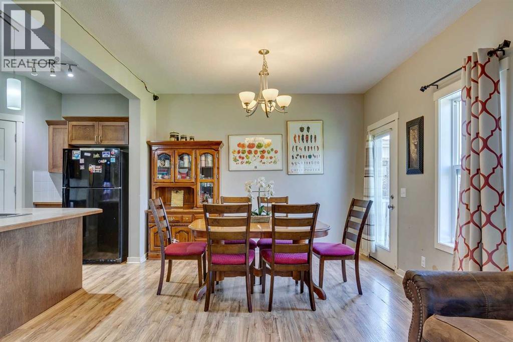 Photo 10 of 43 Sunrise Crescent Ne, High River AB