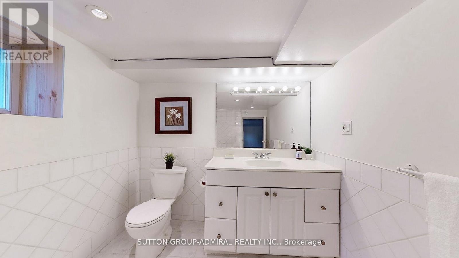 Photo 38 of 117 Bellhaven Road, Toronto ON