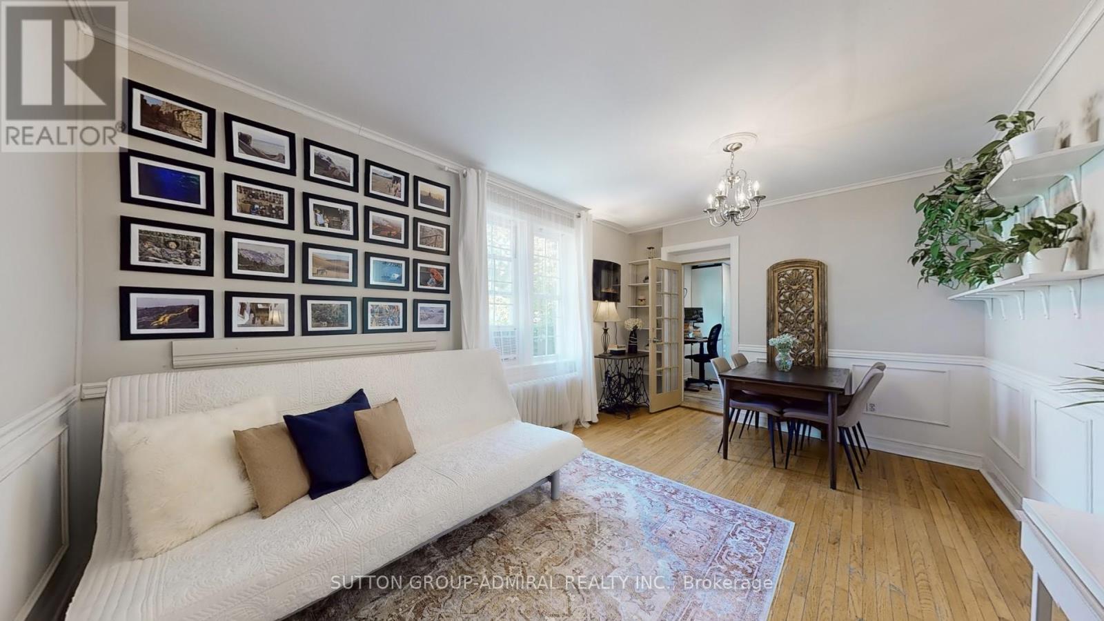 Photo 8 of 117 Bellhaven Road, Toronto ON