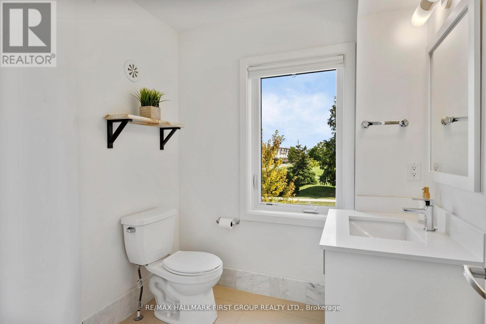 Photo 15 of 79 7 Shawfield Way, Whitby ON