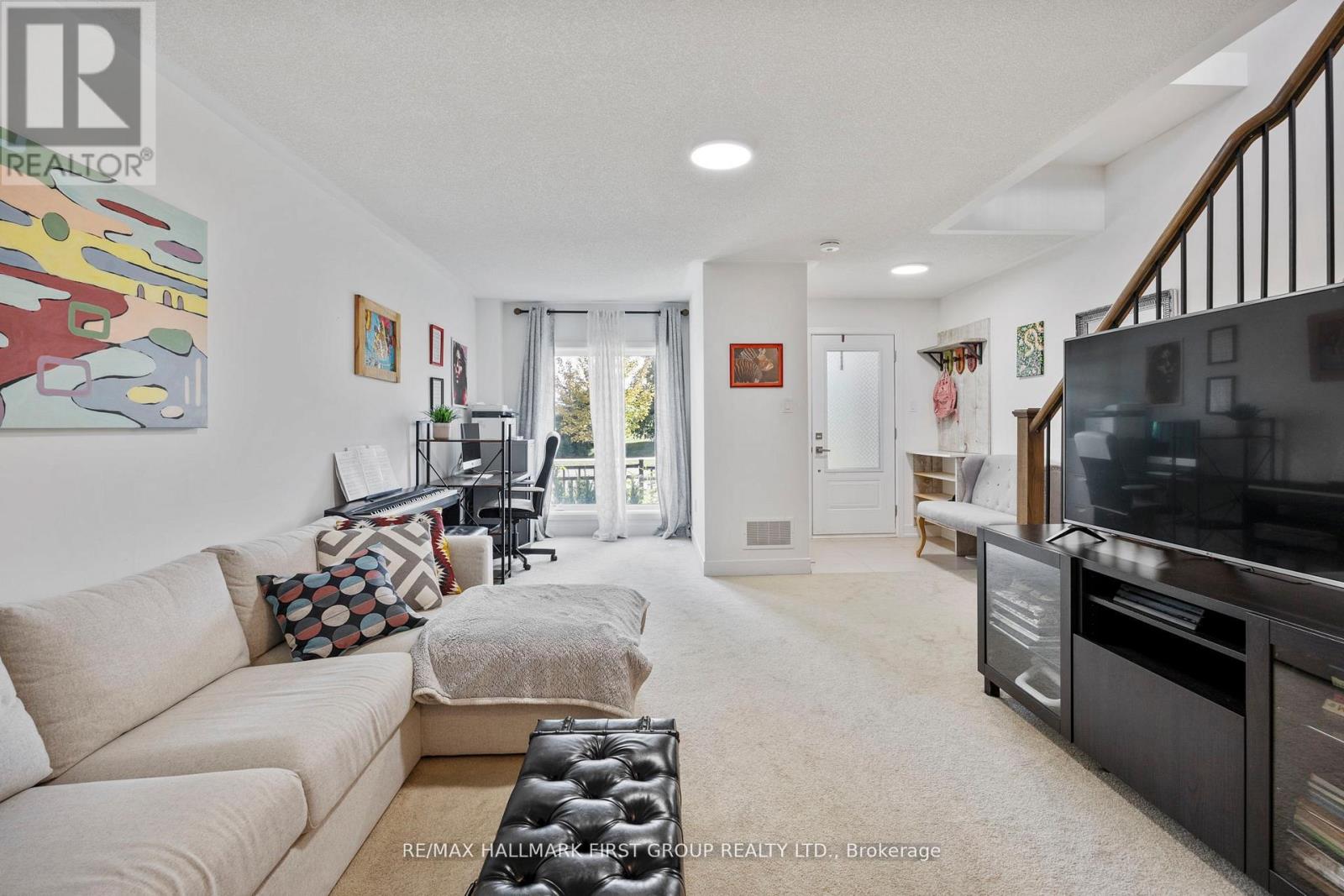 Photo 34 of 79 7 Shawfield Way, Whitby ON