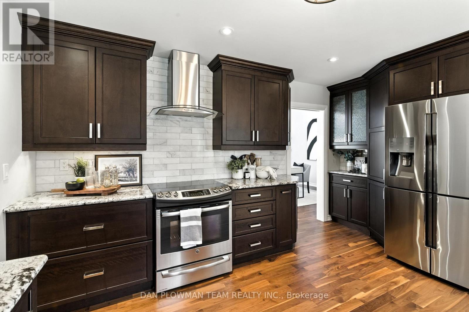 Photo 11 of 83 Sherwood Road E, Ajax ON