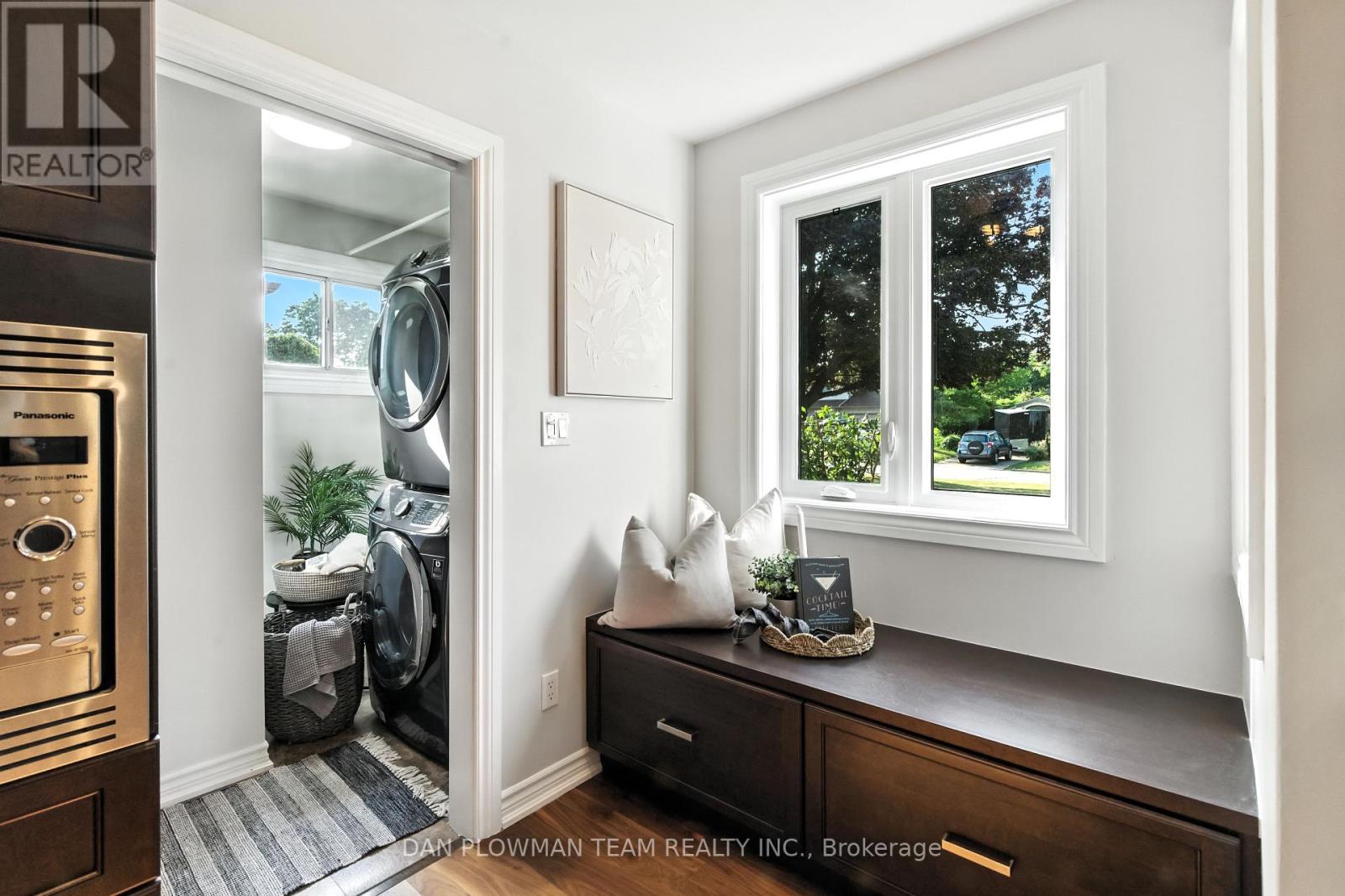 Photo 13 of 83 Sherwood Road E, Ajax ON