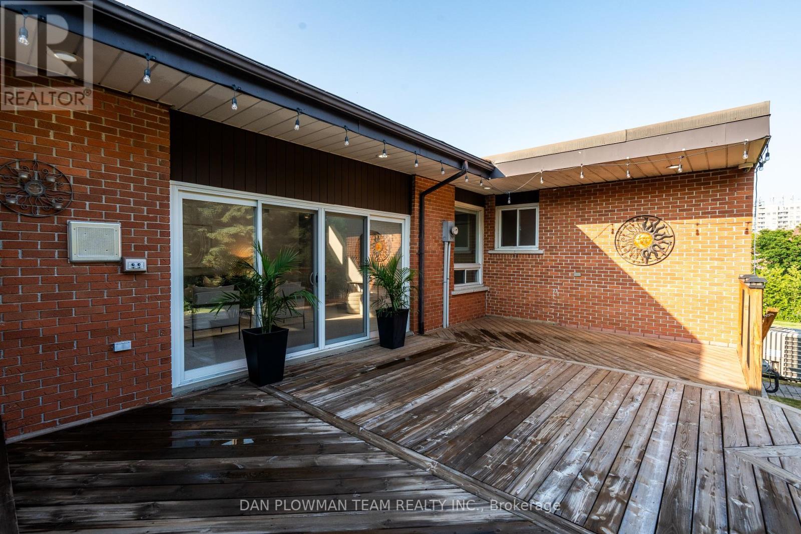 Photo 50 of 83 Sherwood Road E, Ajax ON