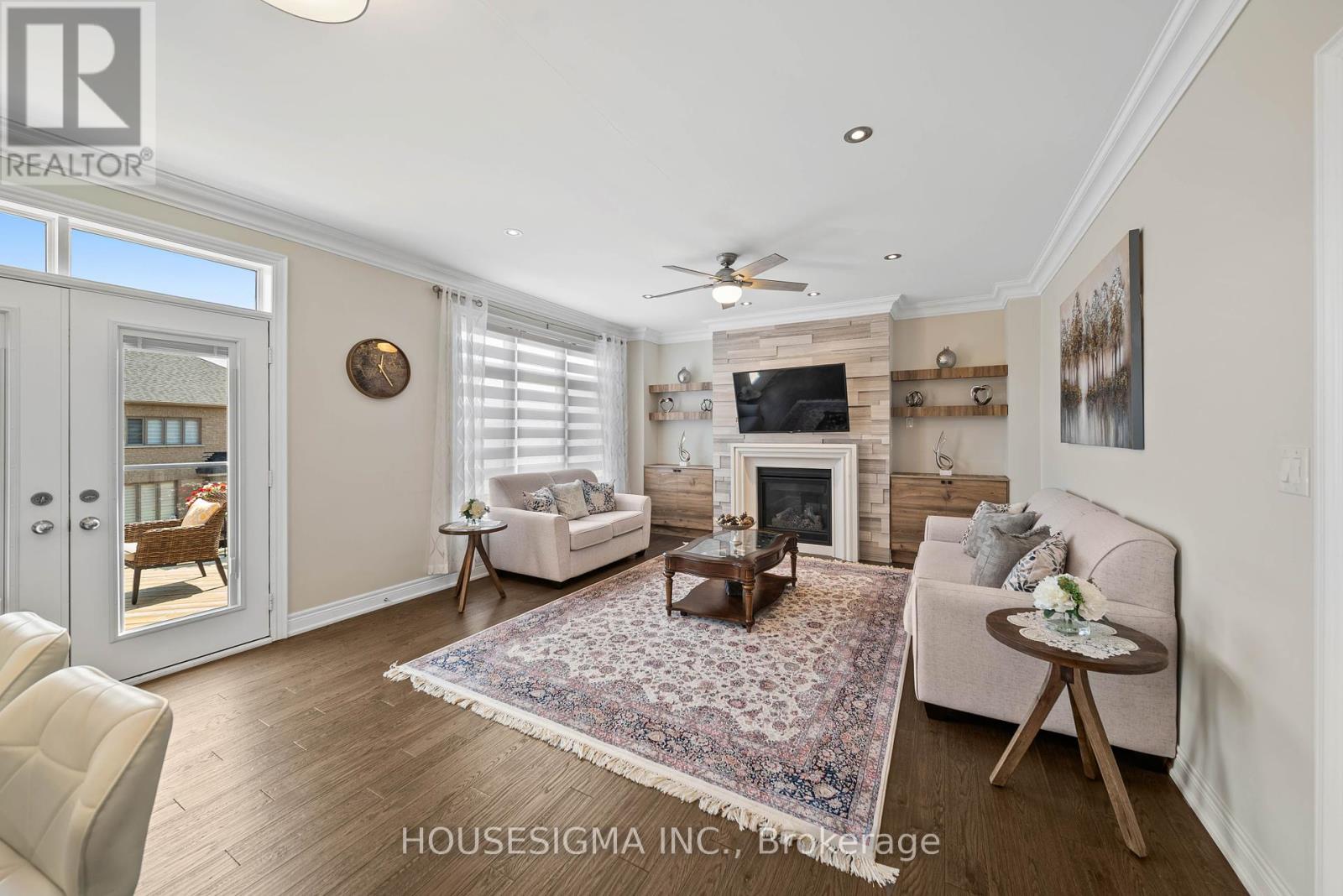 Photo 11 of 94 Forest Edge Crescent, East Gwillimbury ON
