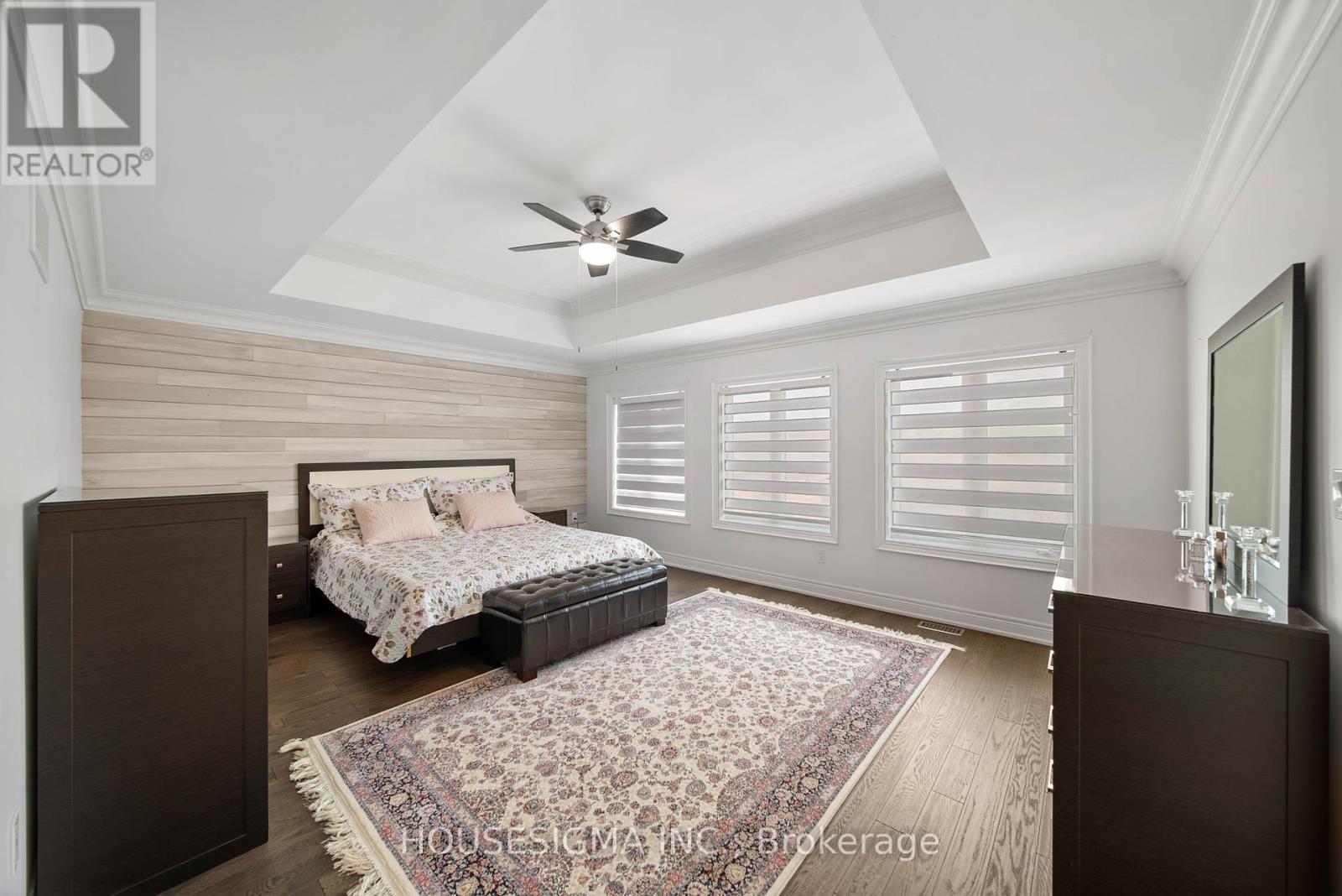 Photo 16 of 94 Forest Edge Crescent, East Gwillimbury ON