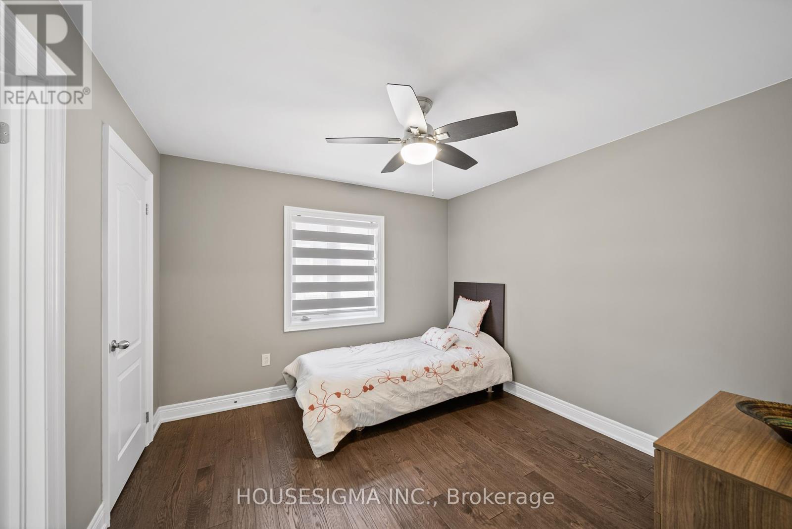 Photo 23 of 94 Forest Edge Crescent, East Gwillimbury ON