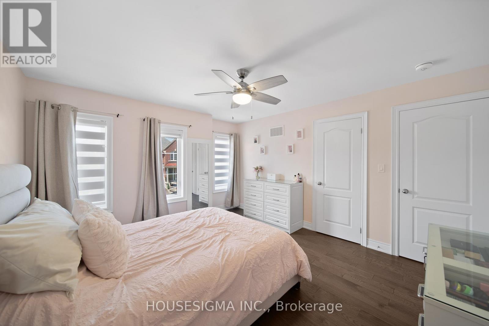 Photo 25 of 94 Forest Edge Crescent, East Gwillimbury ON