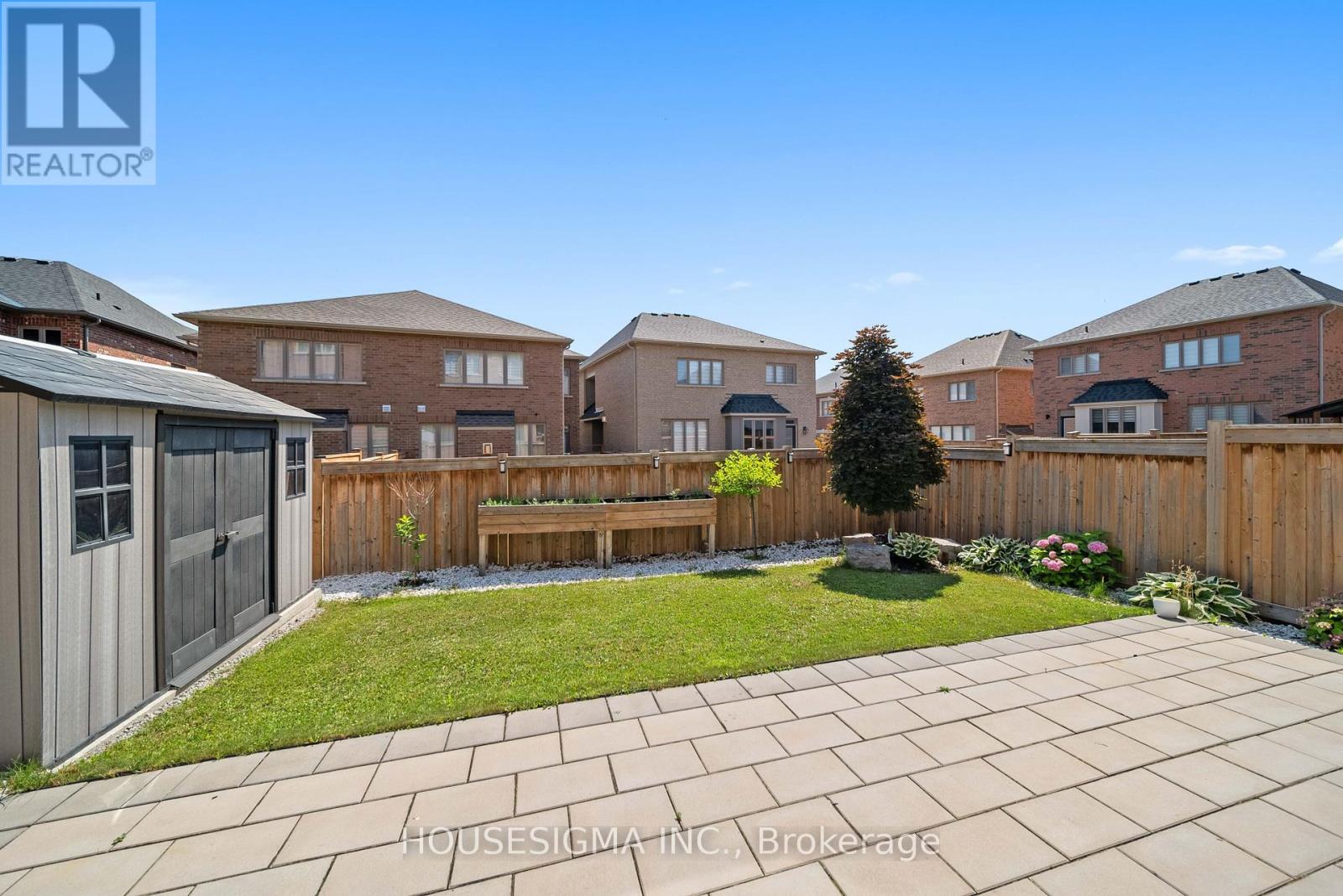 Photo 42 of 94 Forest Edge Crescent, East Gwillimbury ON
