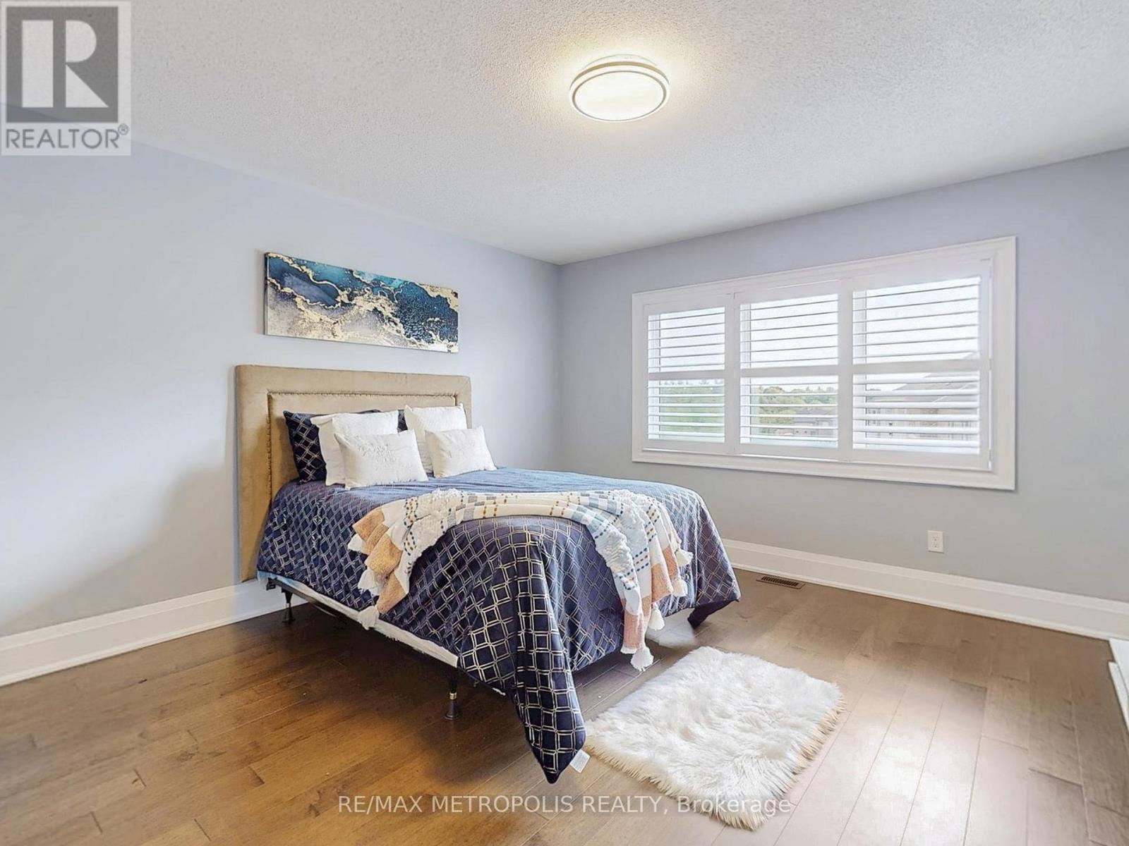Photo 21 of 126 Silk Twist Drive, East Gwillimbury ON